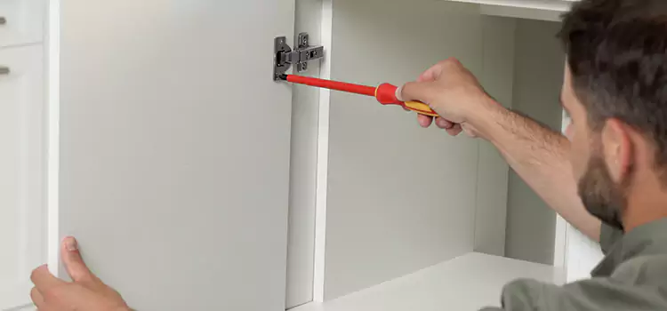 Screen Door Hinge Repair Brook Park