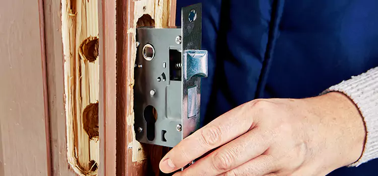 Garage Door Lock Replacement Brook Park